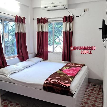 Hotel Zeeshan International Колката Екстериор снимка