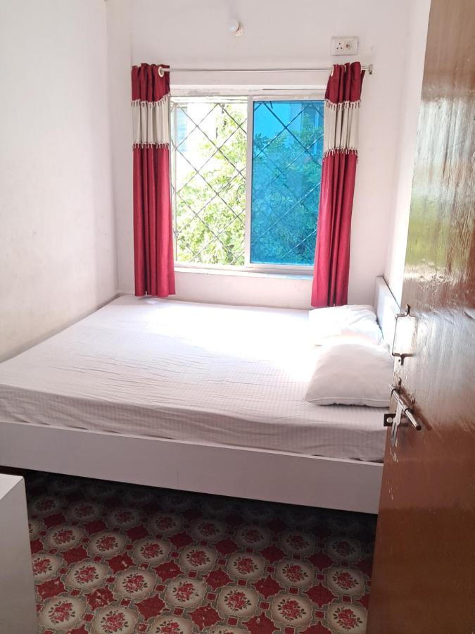 Hotel Zeeshan International Колката Екстериор снимка