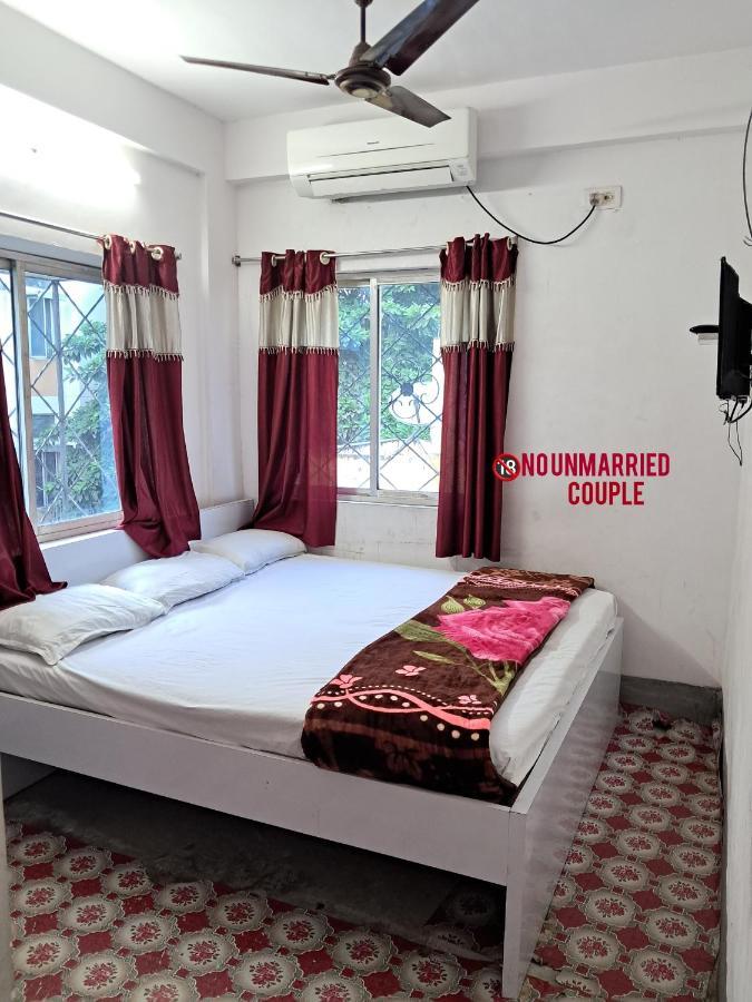 Hotel Zeeshan International Колката Екстериор снимка