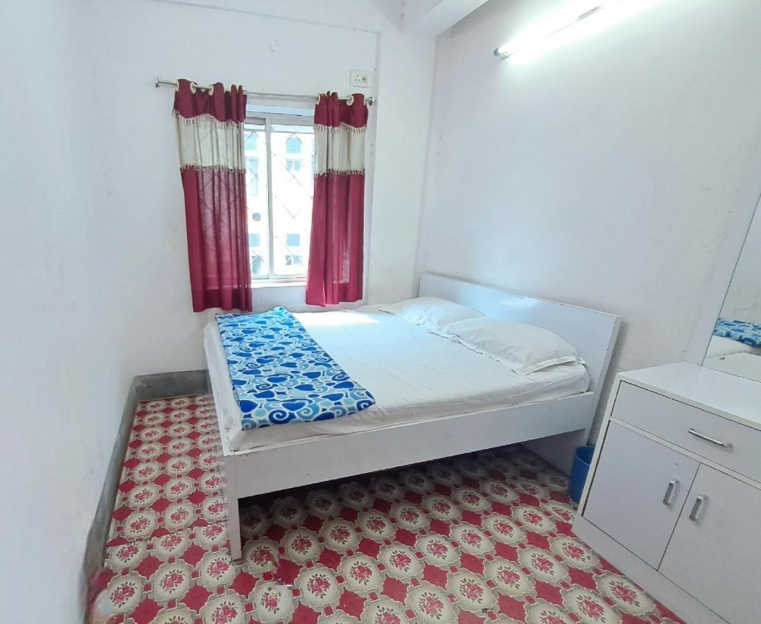 Hotel Zeeshan International Колката Екстериор снимка